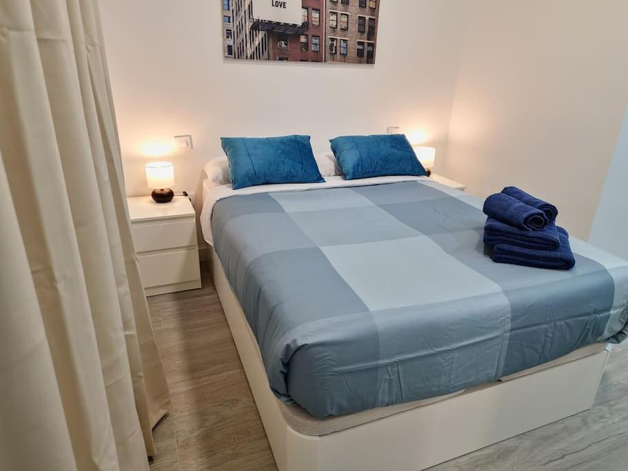 Apartamentos Bielsa 'Madrid Rio' Bagian luar foto