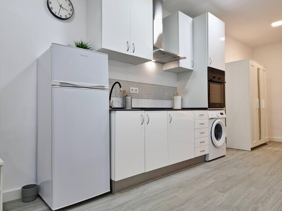 Apartamentos Bielsa 'Madrid Rio' Bagian luar foto