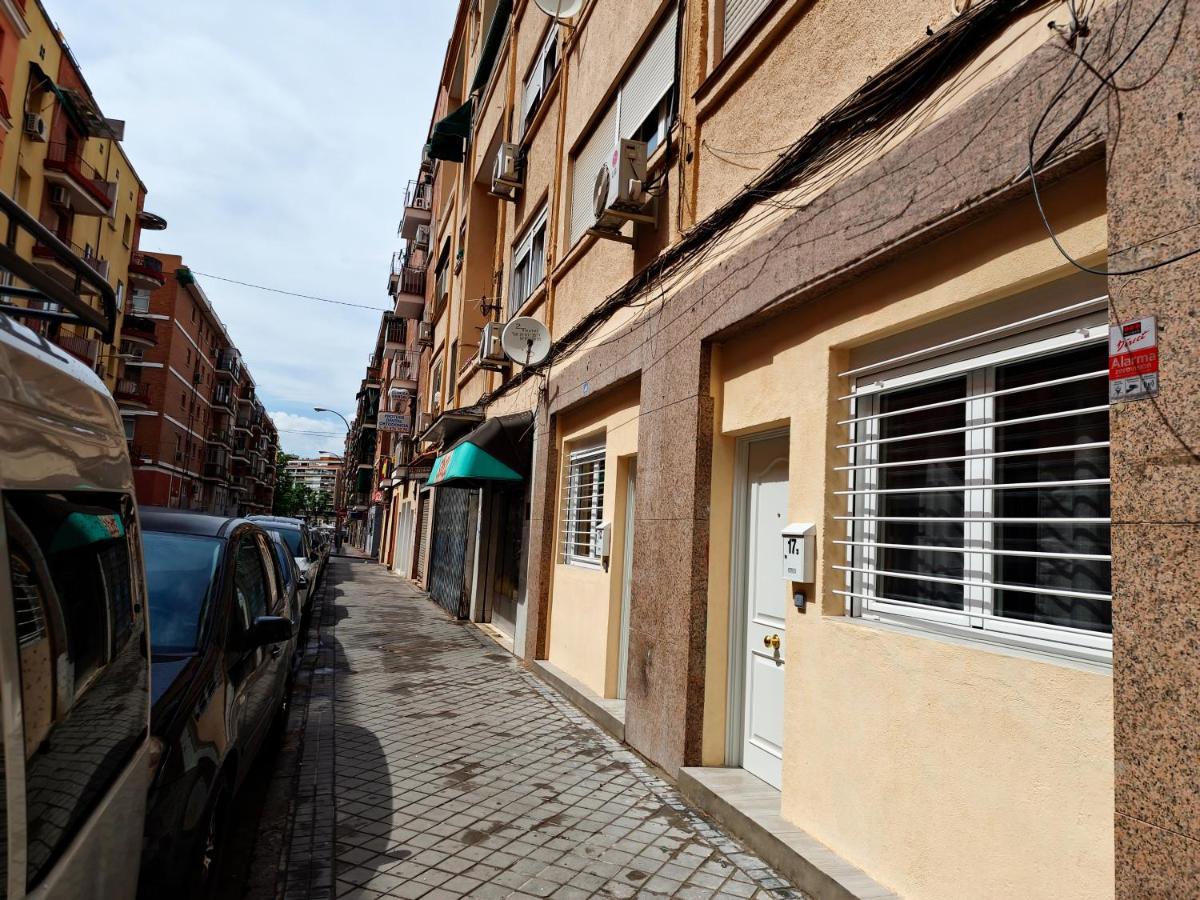 Apartamentos Bielsa 'Madrid Rio' Bagian luar foto